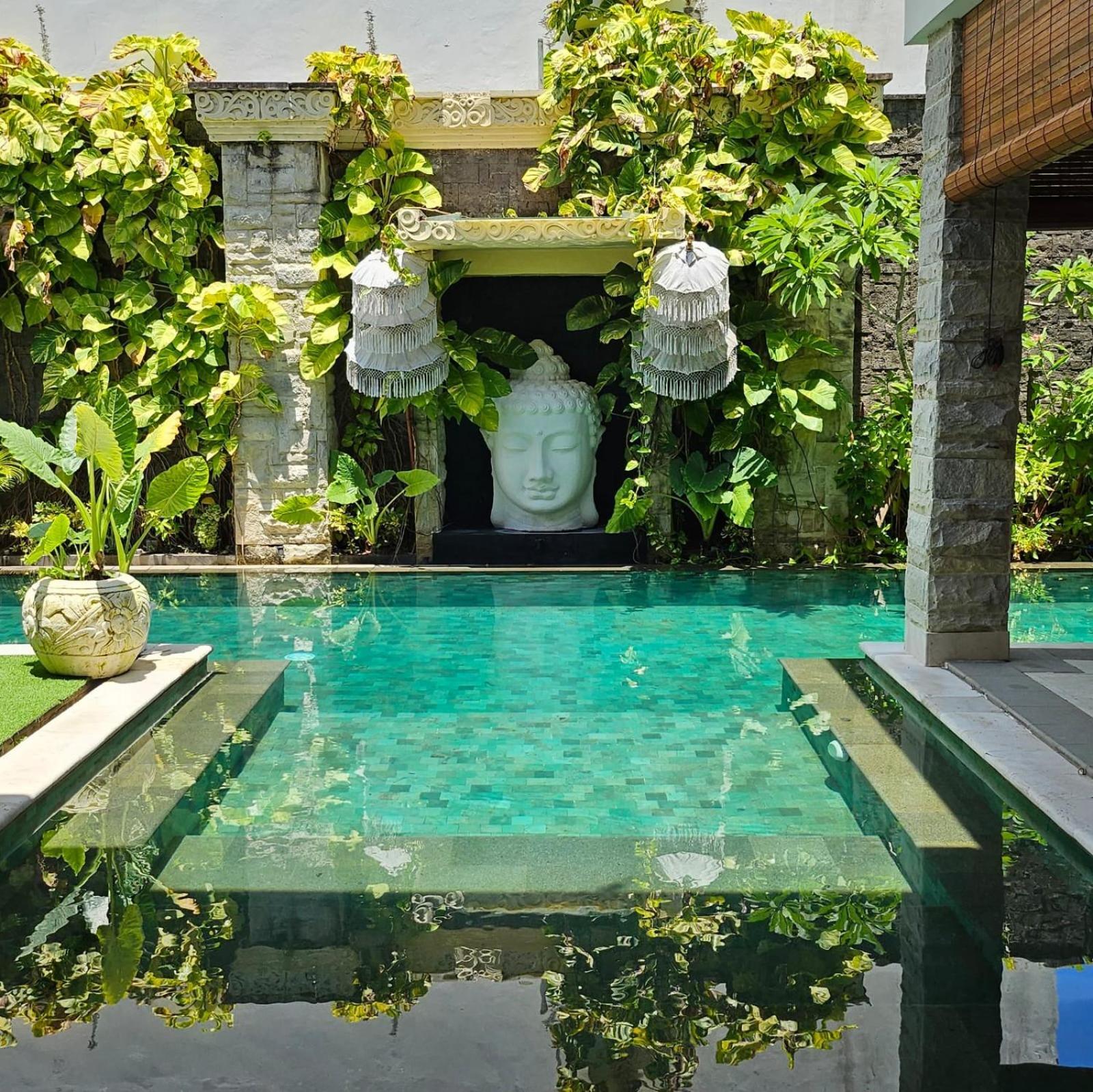 Hotel Puri Ratu Jimbaran Exteriér fotografie