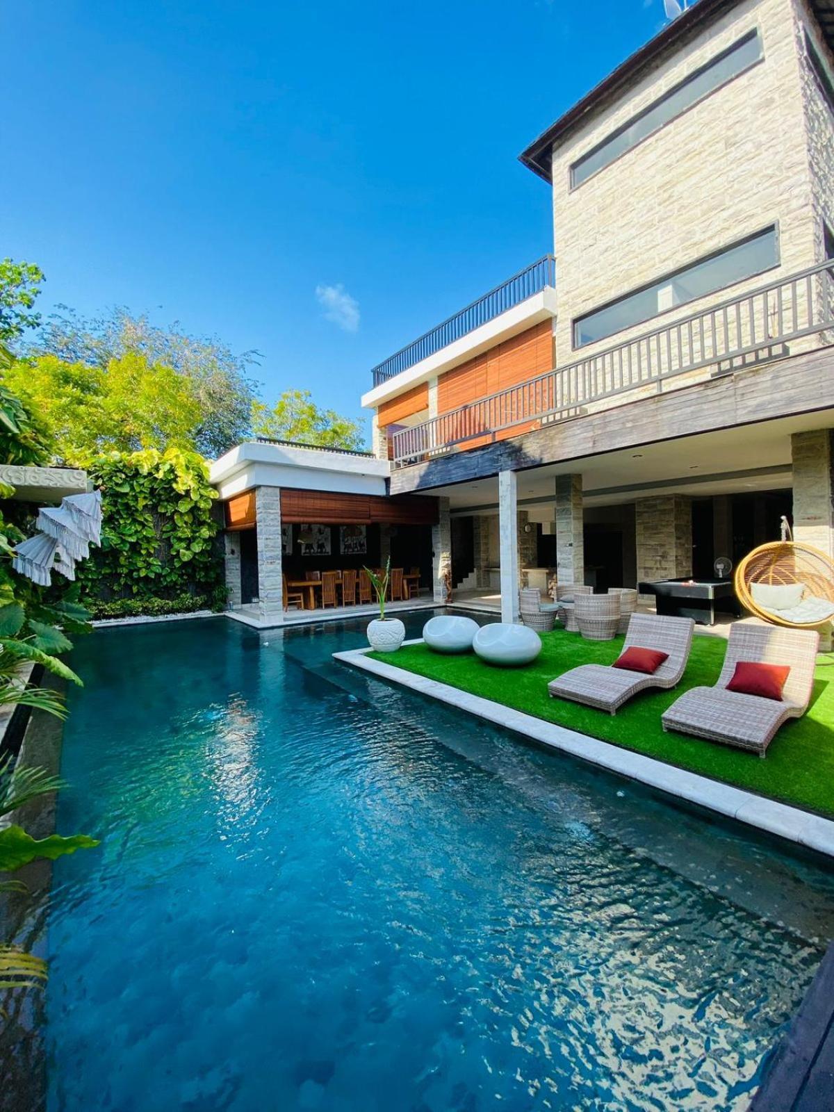 Hotel Puri Ratu Jimbaran Exteriér fotografie